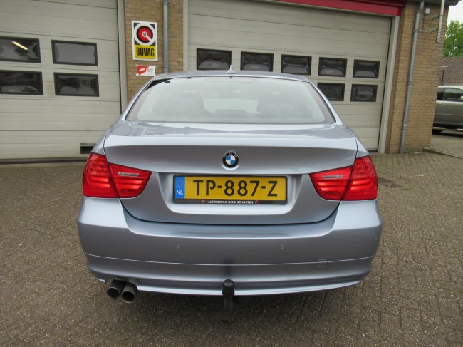 BMW 3-serie 325i Executive Xenon, Clima, PDC