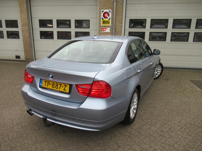 BMW 3-serie 325i Executive Xenon, Clima, PDC